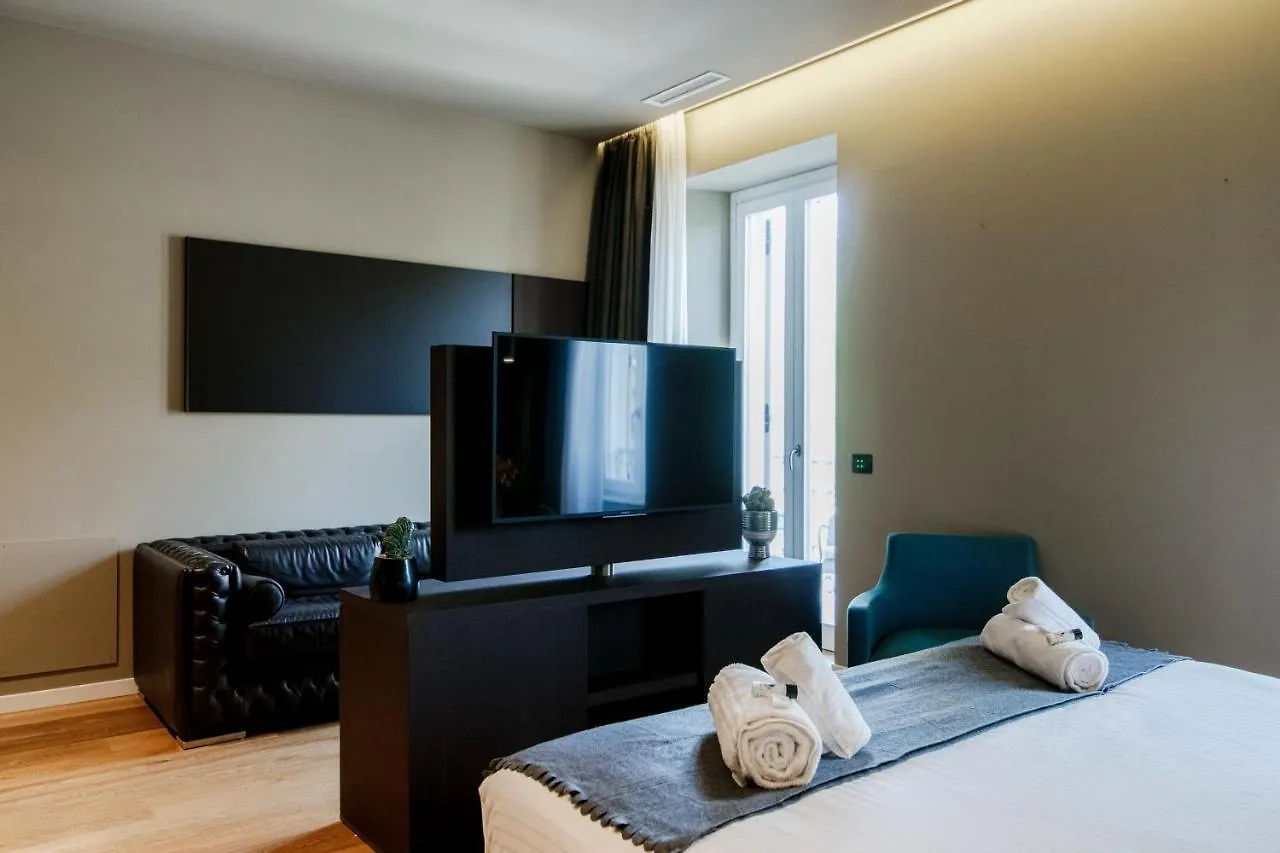 Ama 18 Rooms - The House Of Travelers- Como