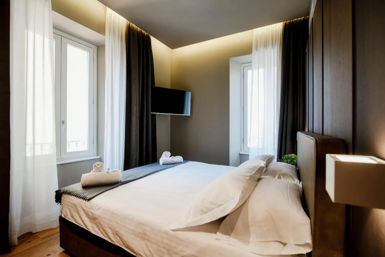 Pensjonat Ama 18 Rooms - The House Of Travelers- Como