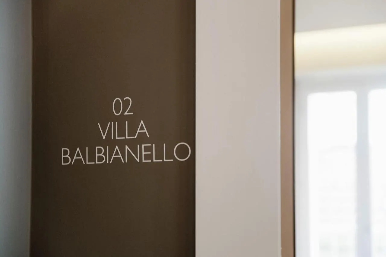 Ama 18 Rooms - The House Of Travelers- Como 0*,  Włochy